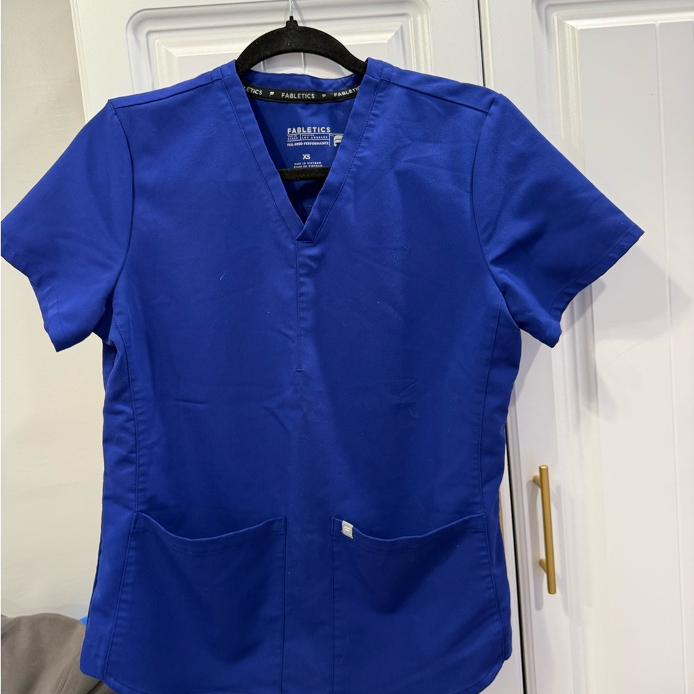 Fabletics Women's Royal Blue Short Sleeve Top